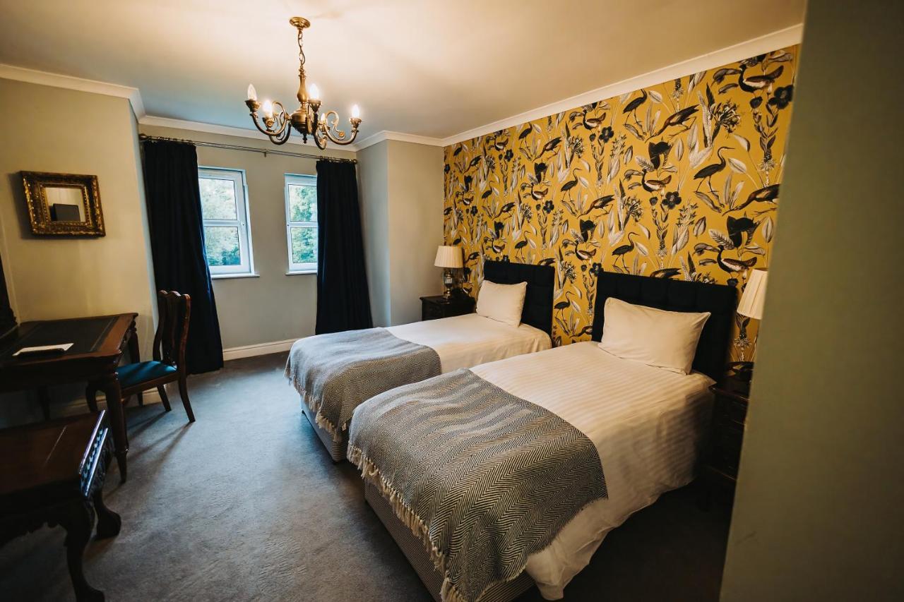 Brook Hall Hotel Childer Thornton ภายนอก รูปภาพ