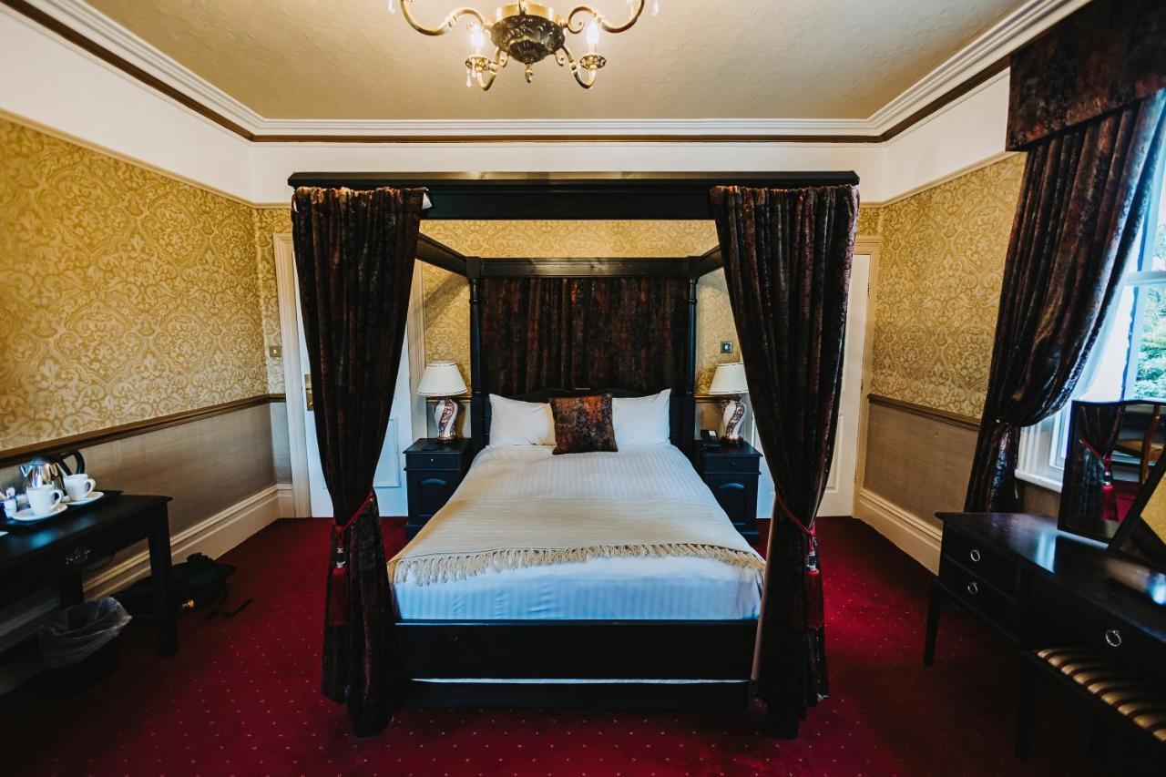 Brook Hall Hotel Childer Thornton ภายนอก รูปภาพ