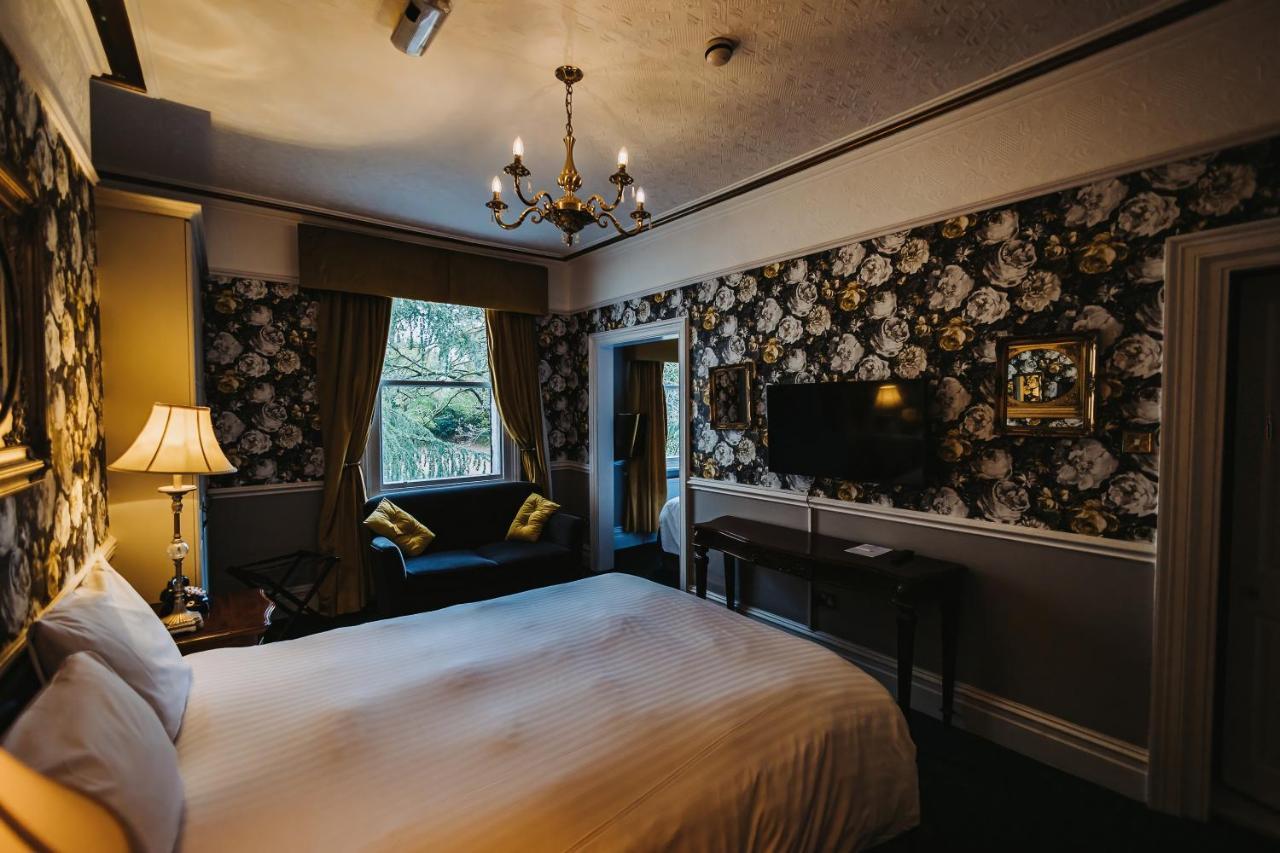 Brook Hall Hotel Childer Thornton ภายนอก รูปภาพ