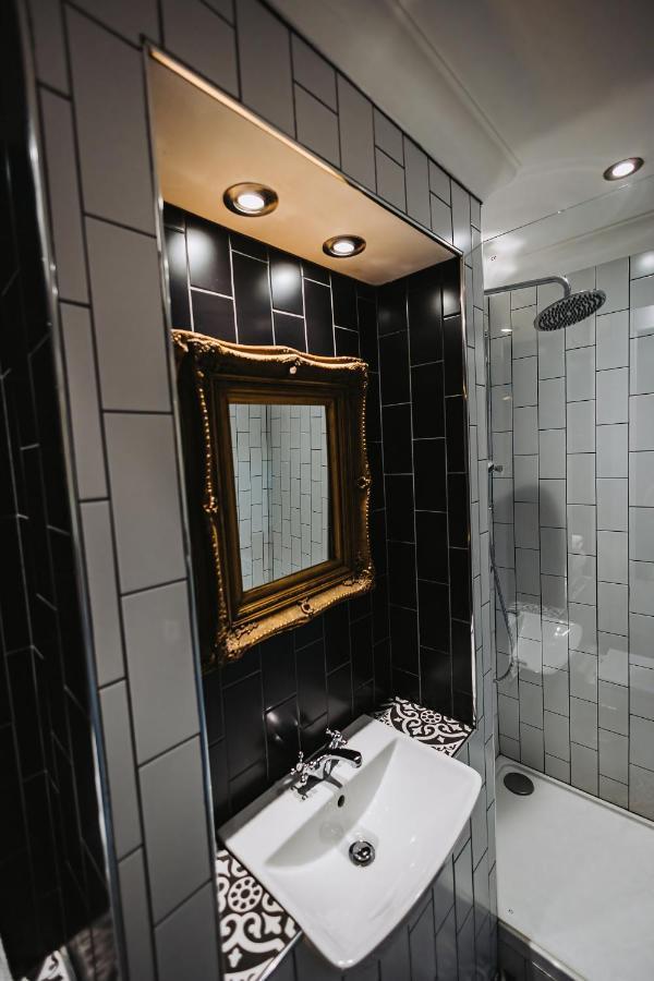 Brook Hall Hotel Childer Thornton ภายนอก รูปภาพ