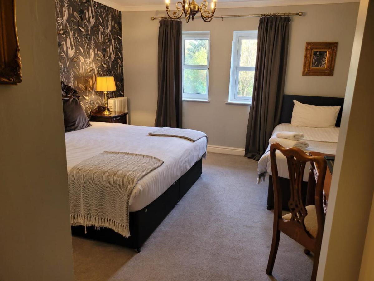 Brook Hall Hotel Childer Thornton ภายนอก รูปภาพ