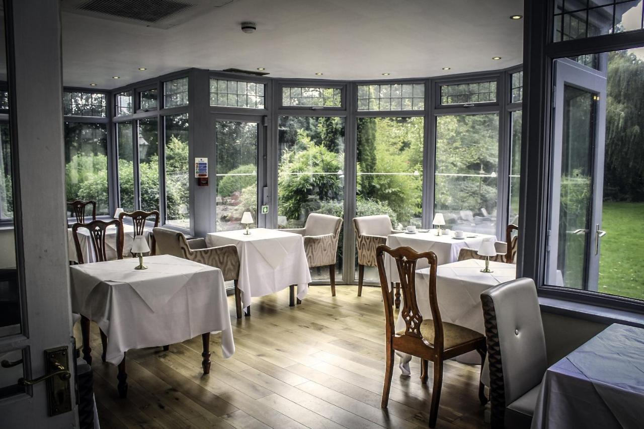 Brook Hall Hotel Childer Thornton ภายนอก รูปภาพ
