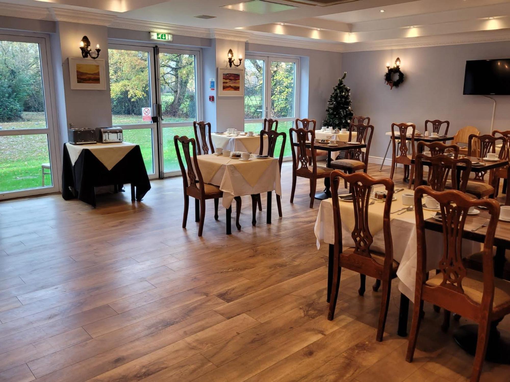 Brook Hall Hotel Childer Thornton ภายนอก รูปภาพ