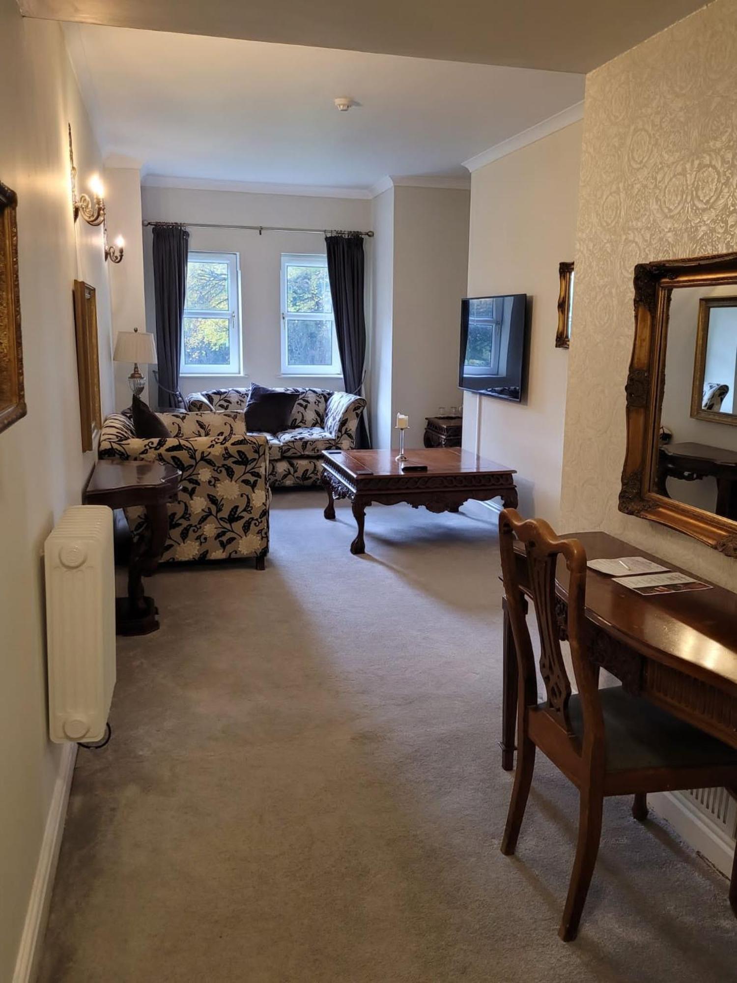 Brook Hall Hotel Childer Thornton ภายนอก รูปภาพ