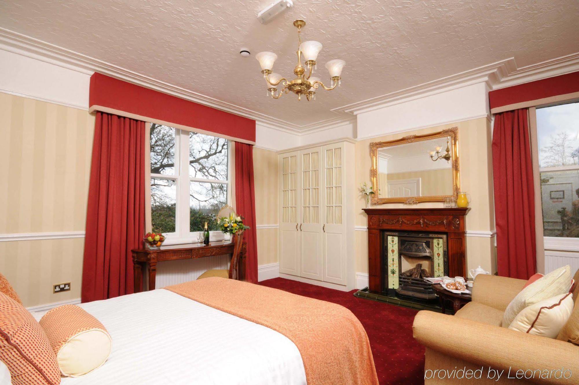 Brook Hall Hotel Childer Thornton ภายนอก รูปภาพ