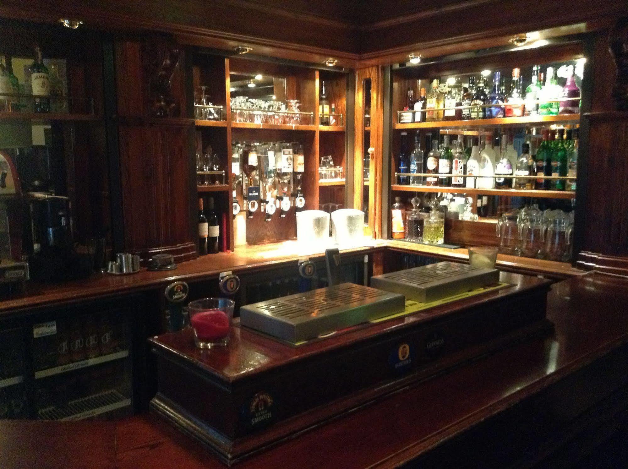 Brook Hall Hotel Childer Thornton ภายนอก รูปภาพ